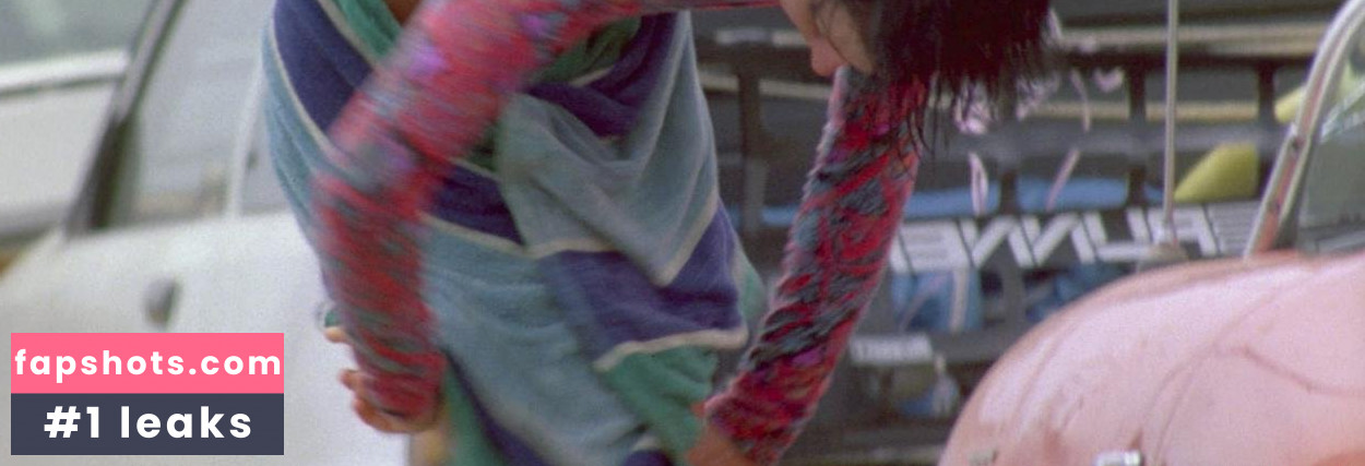 Lori Petty gallery photo #19