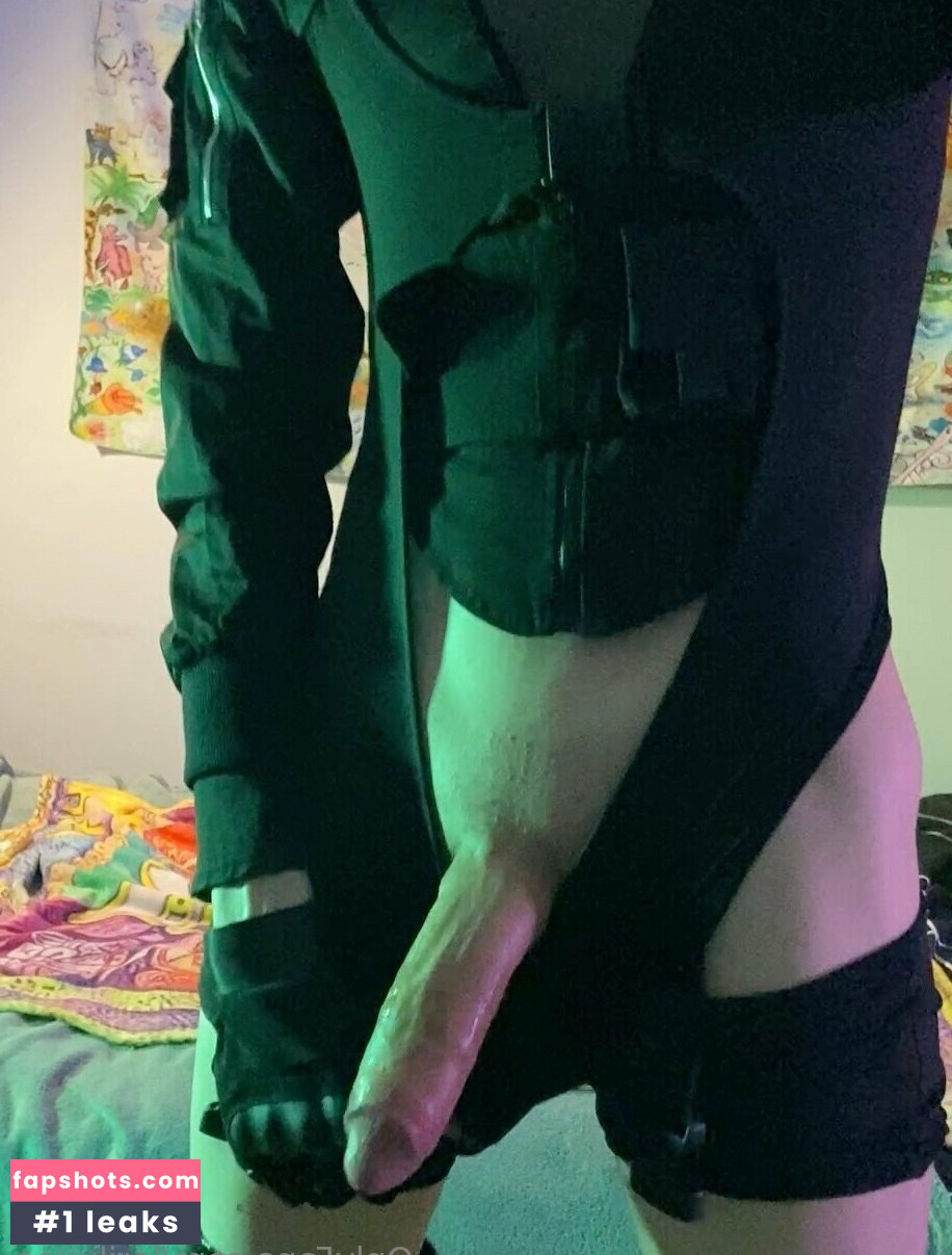 loriluxee gallery photo #16