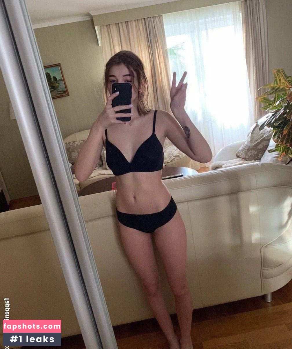 Lorinefairy gallery photo #6