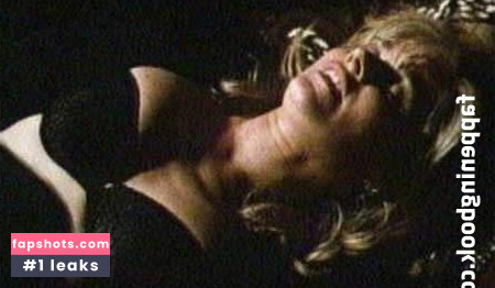 Lorraine Bracco gallery photo #15