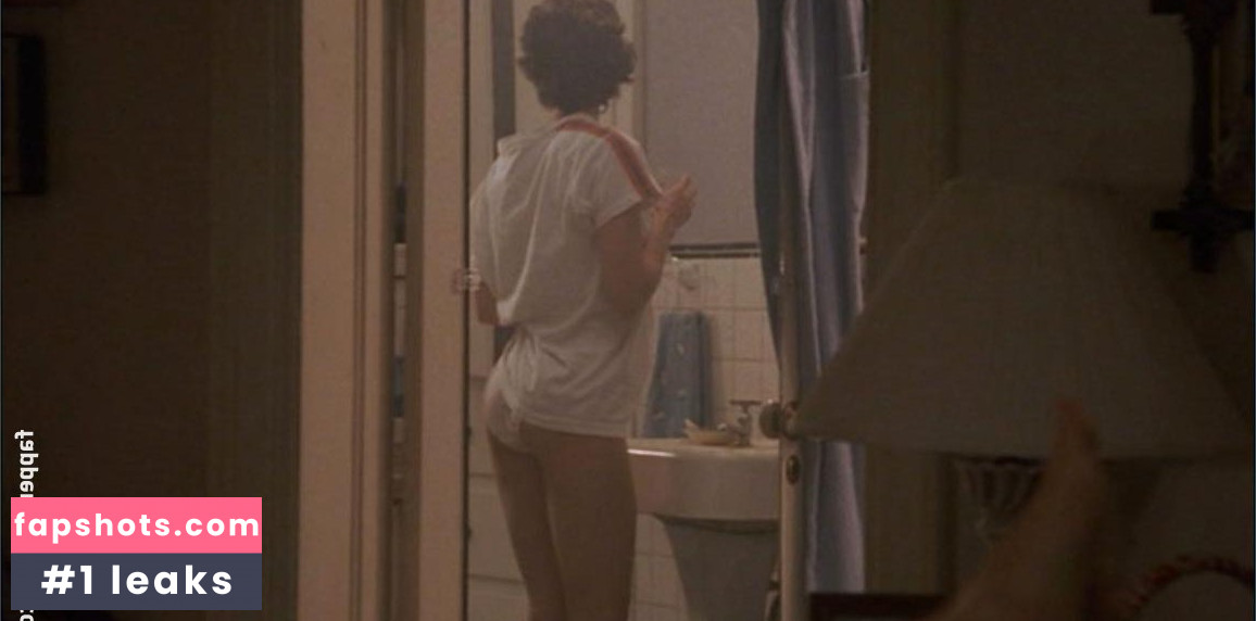 Lorraine Bracco gallery photo #27