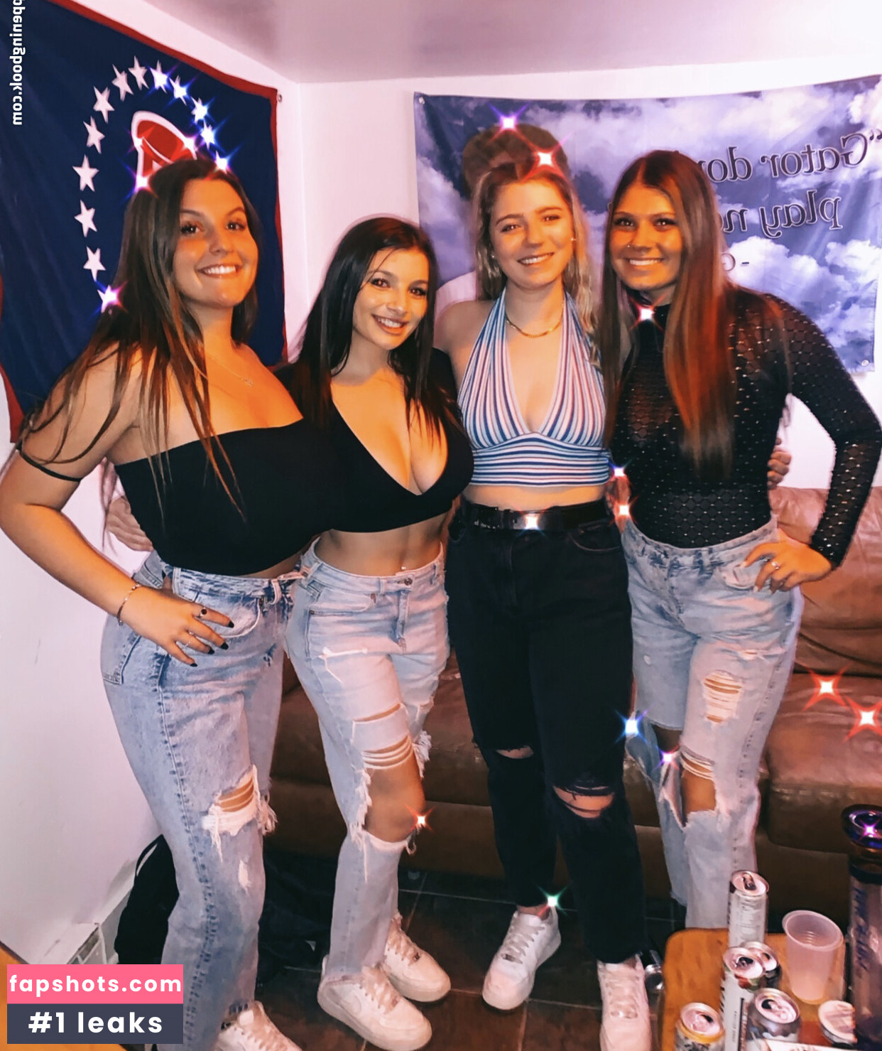 Lorraine De Souza gallery photo #17