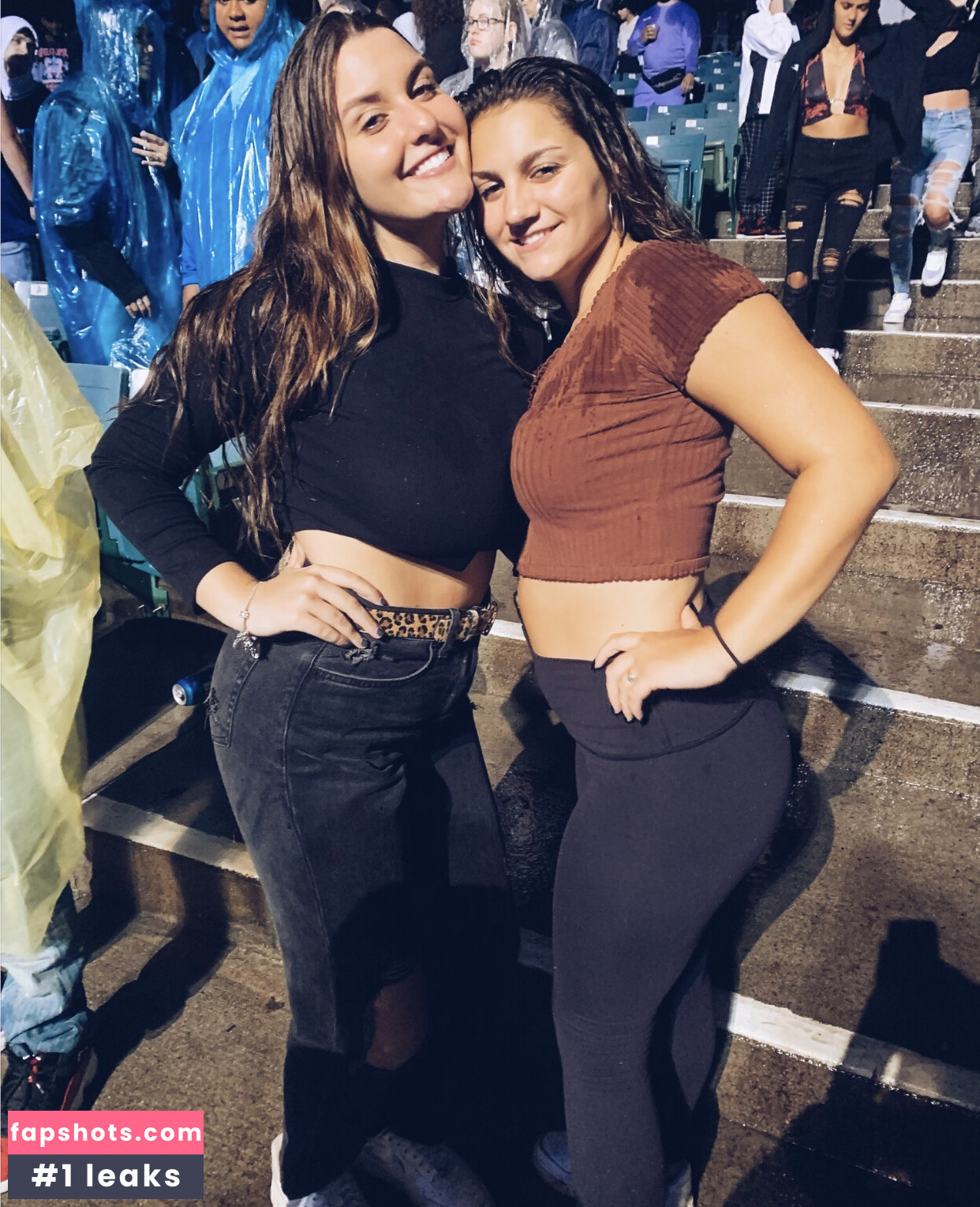 Lorraine De Souza gallery photo #25