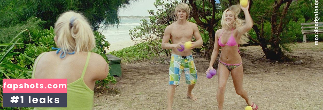 Lorraine Nicholson gallery photo #11