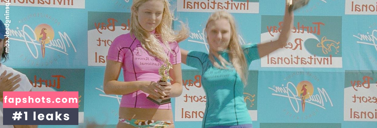 Lorraine Nicholson gallery photo #12