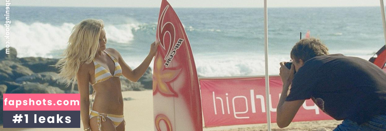 Lorraine Nicholson gallery photo #3