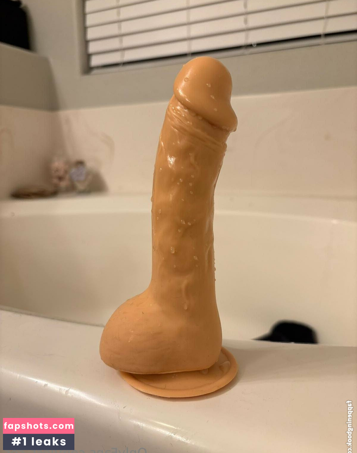 lost_cos gallery photo #11