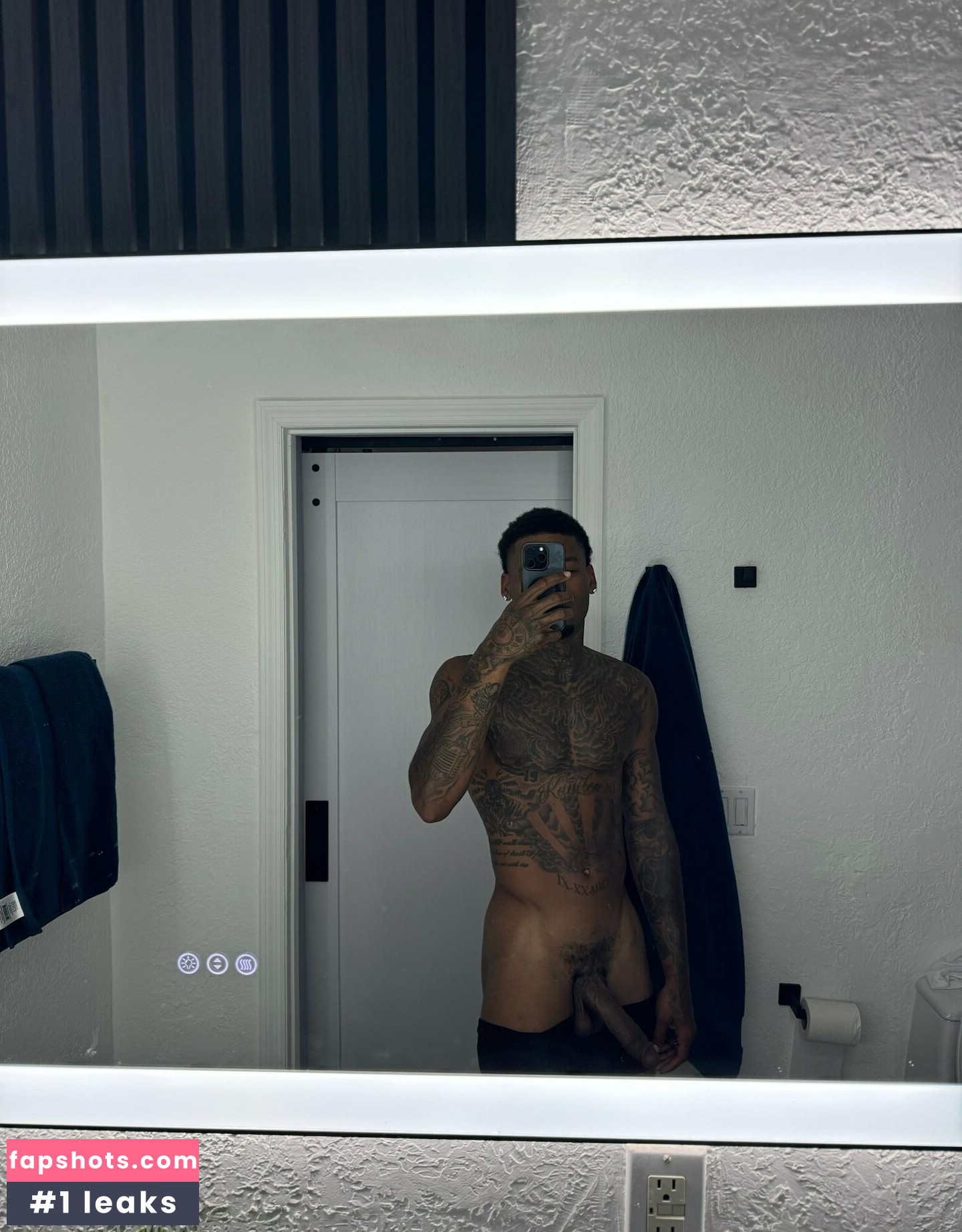 lotsofyayo gallery photo #16