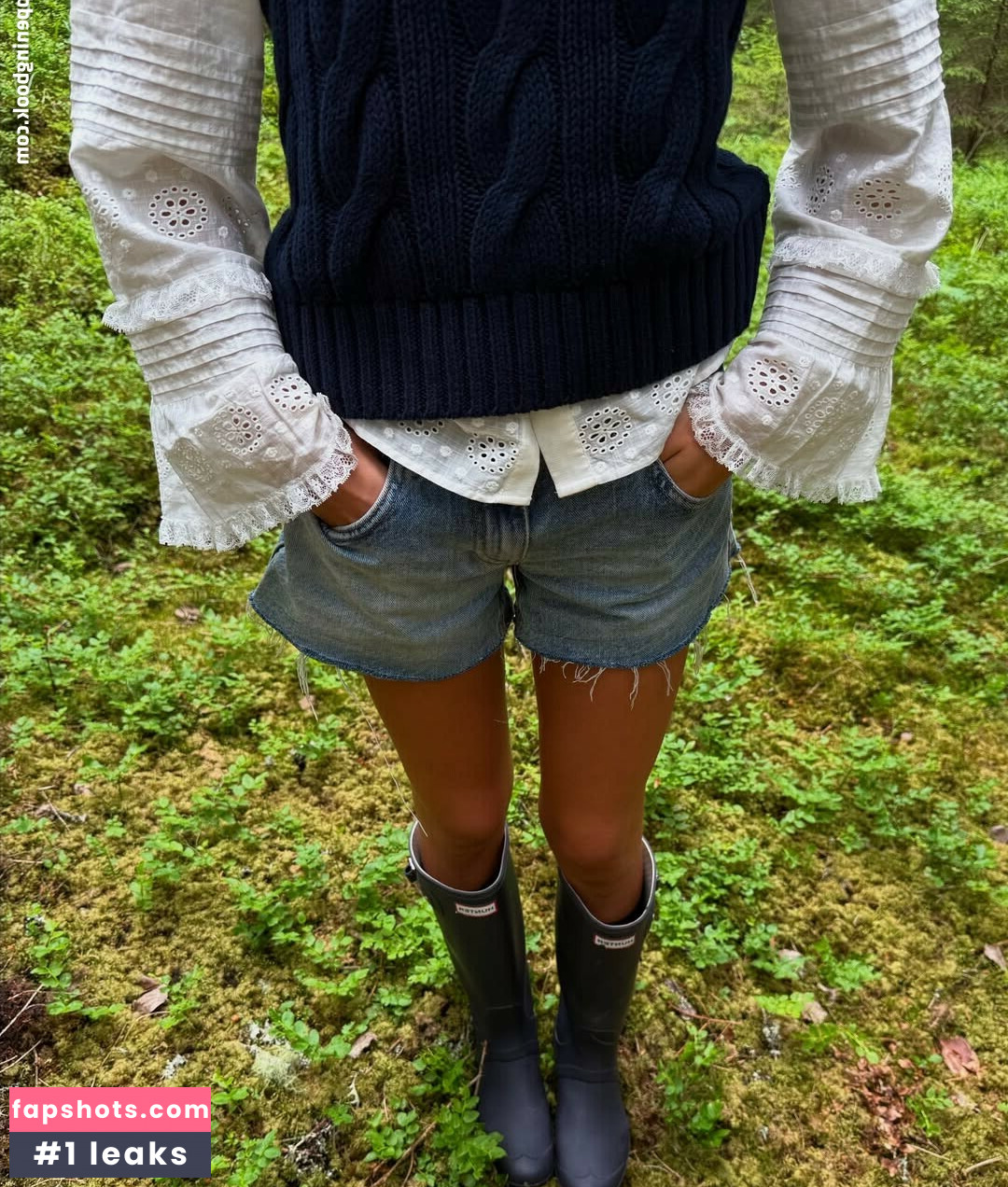 Lotta Emilie Stichler gallery photo #15