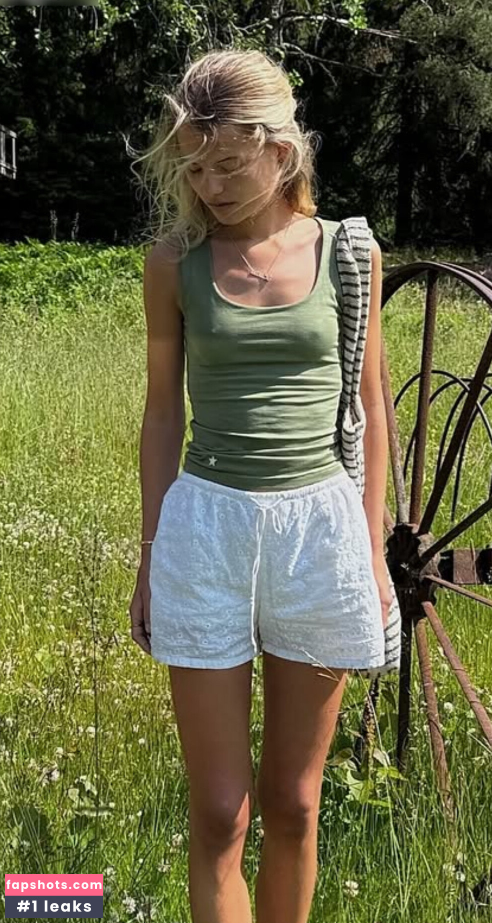 Lotta Emilie Stichler gallery photo #17