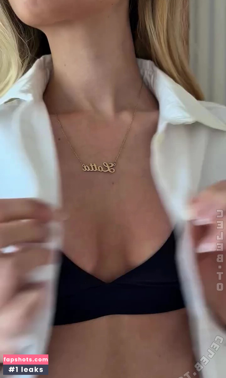 Lotta Emilie Stichler gallery photo #3