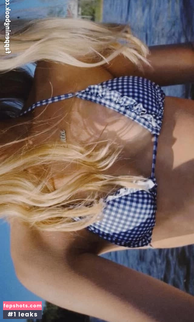 Lotta Emilie Stichler gallery photo #44