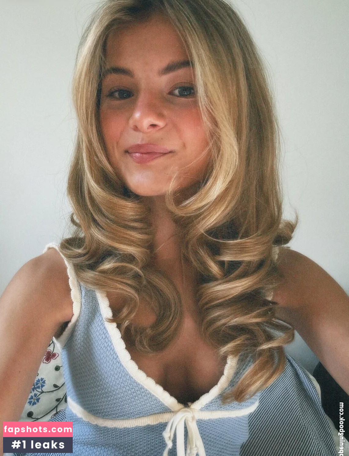 Lotta Emilie Stichler gallery photo #57