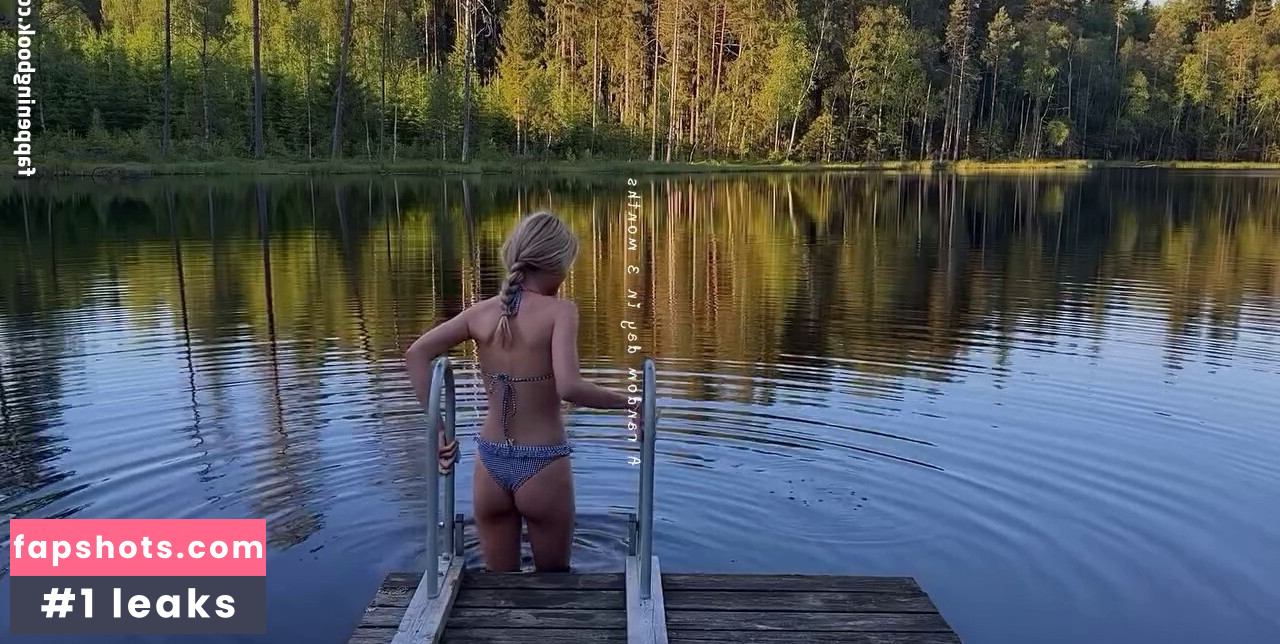 Lotta Emilie Stichler gallery photo #80