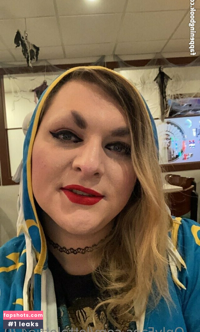 lottalottie420 Nude Leaks OnlyFans Photos #26 - LeakJerk