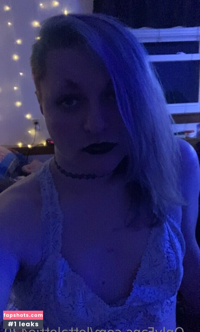 lottalottie420 gallery photo #28