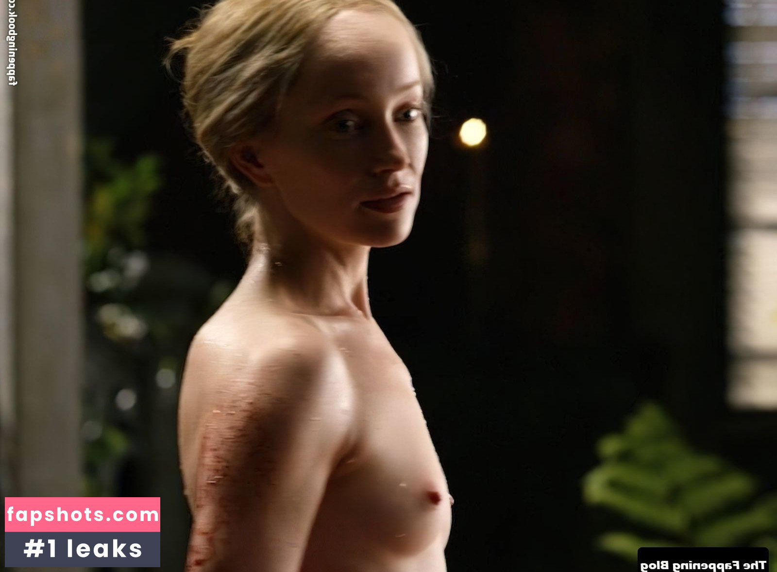 Lotte Verbeek gallery photo #27