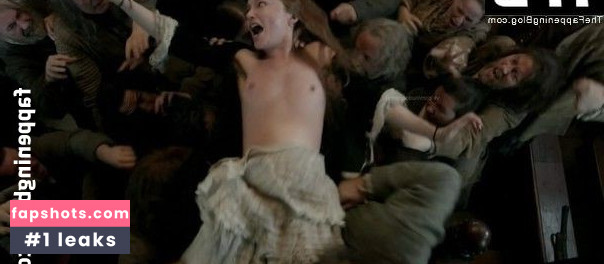 Lotte Verbeek gallery photo #37