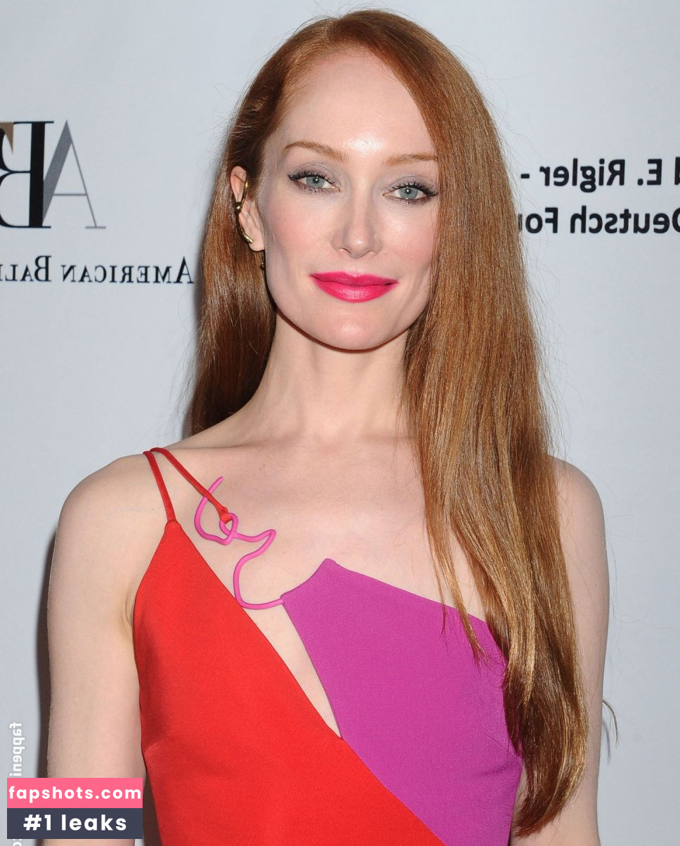 Lotte Verbeek gallery photo #83