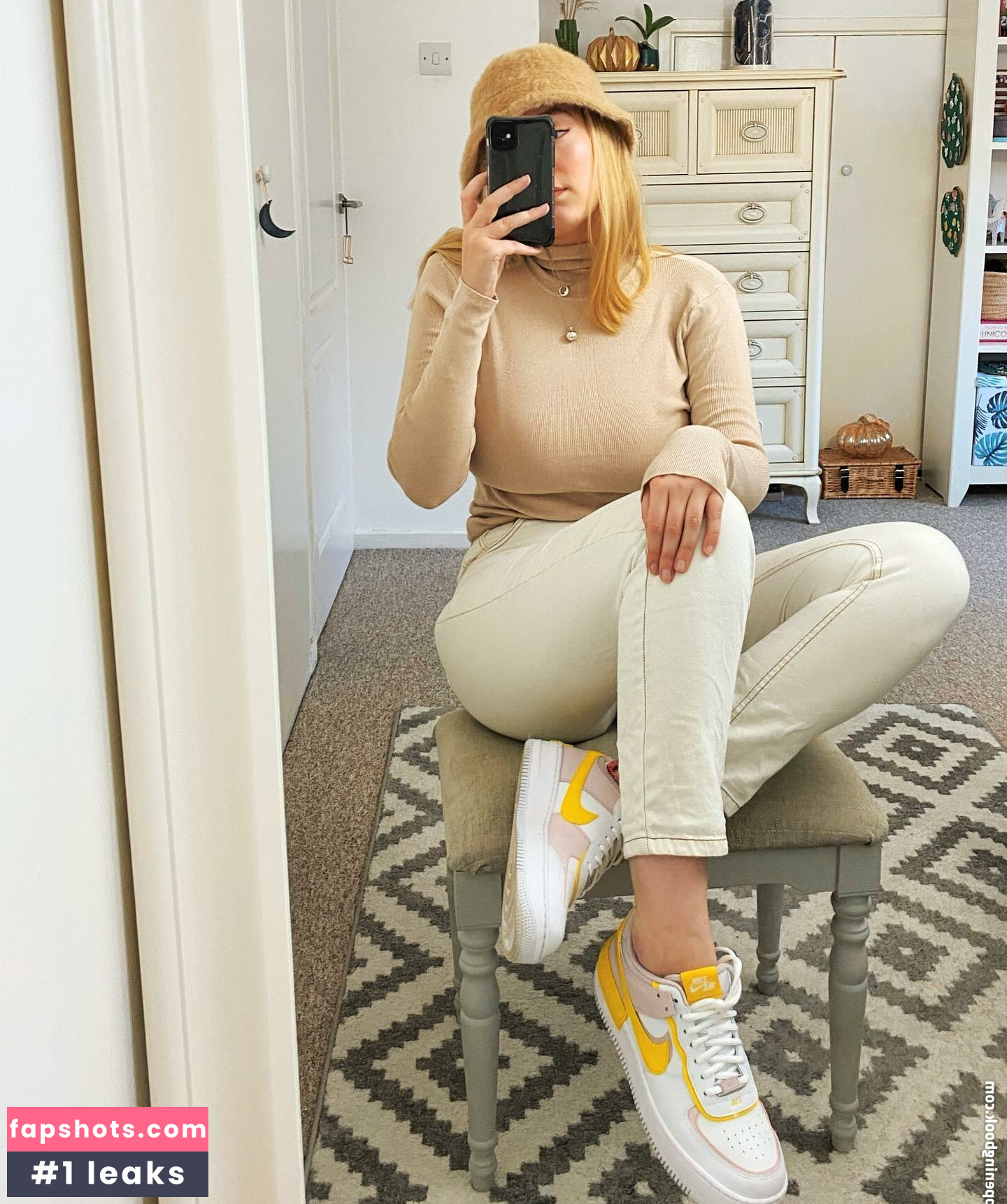 Lotten Sheppard gallery photo #20