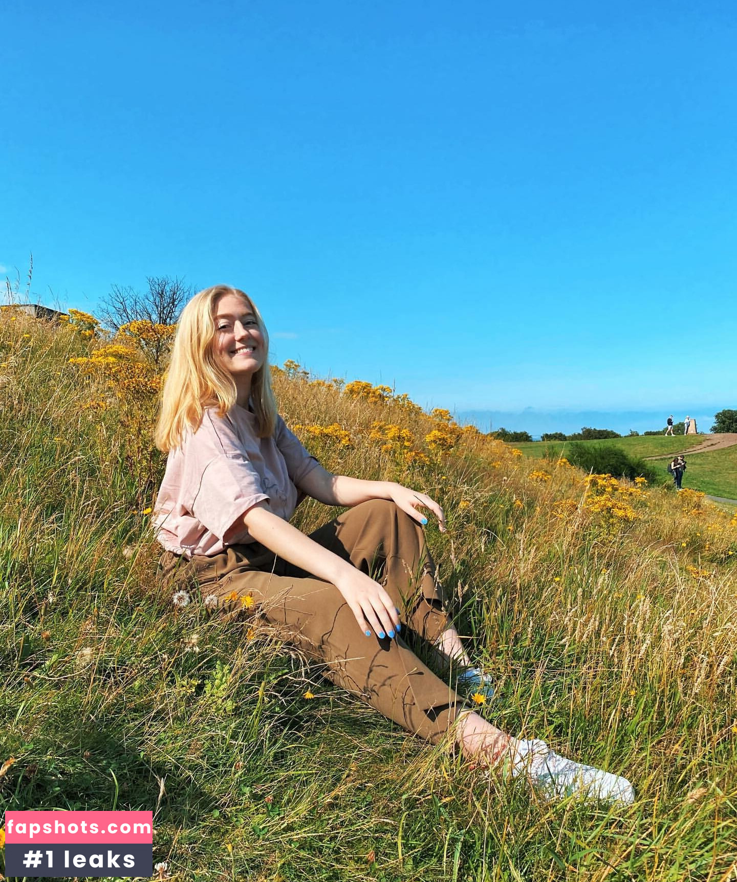 Lotten Sheppard gallery photo #7