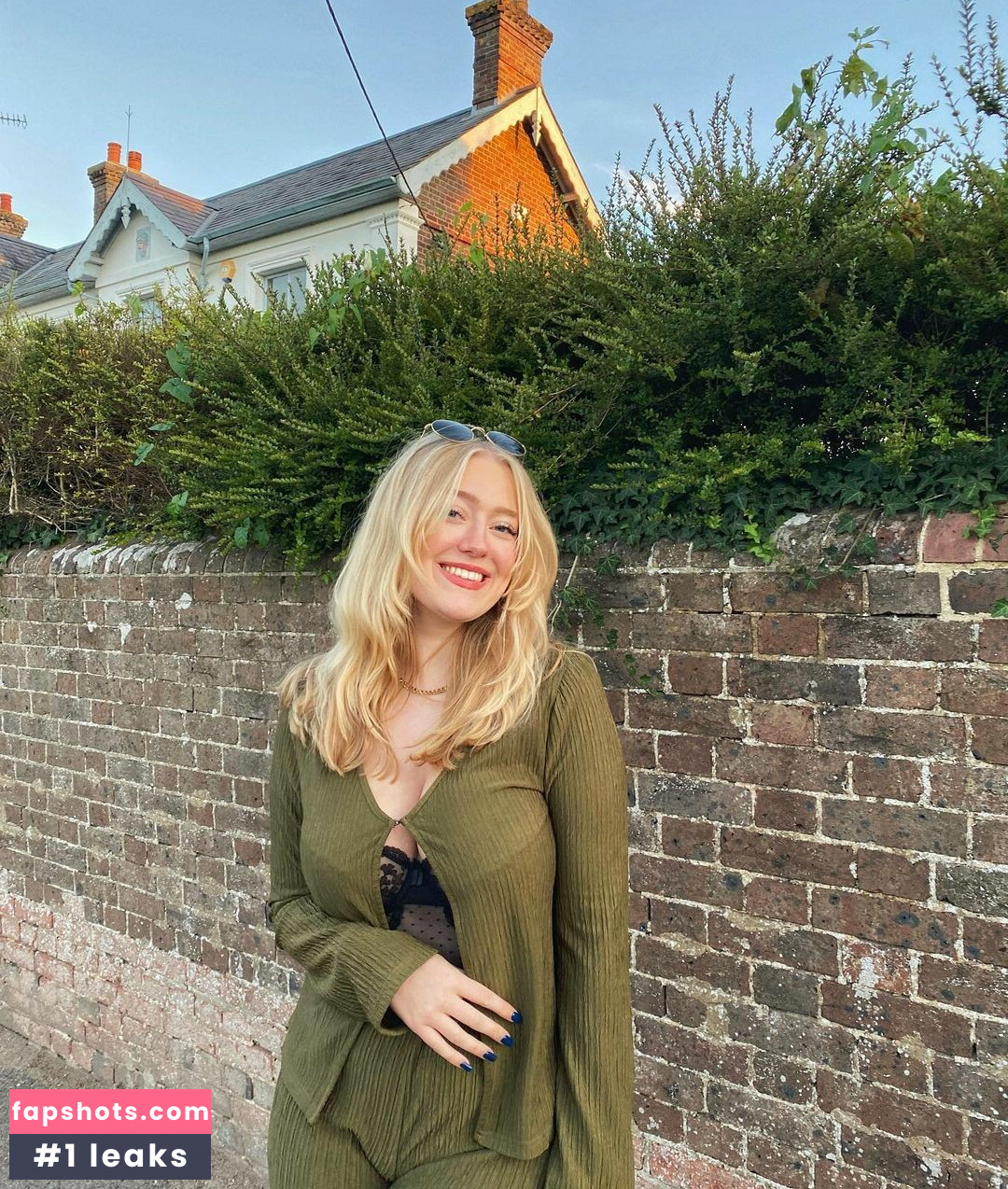 Lotten Sheppard gallery photo #64