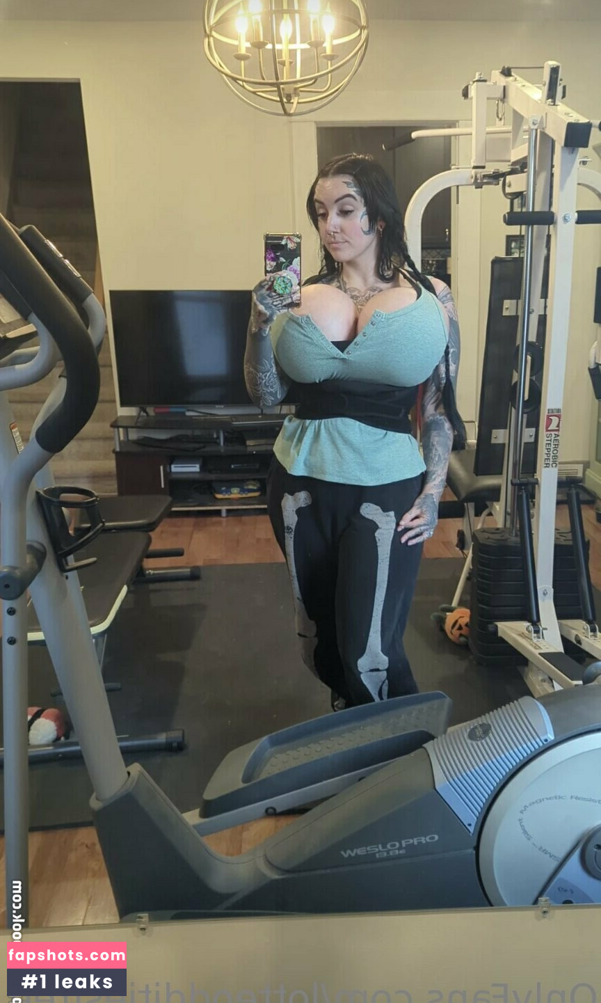 lotteodditiesfree Filtración Desnuda OnlyFans Foto #10 - Fapshots