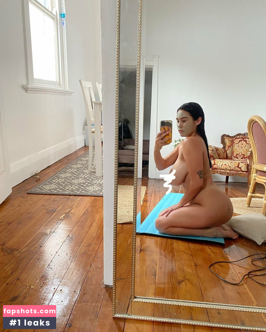 Lotti Loka gallery photo #27