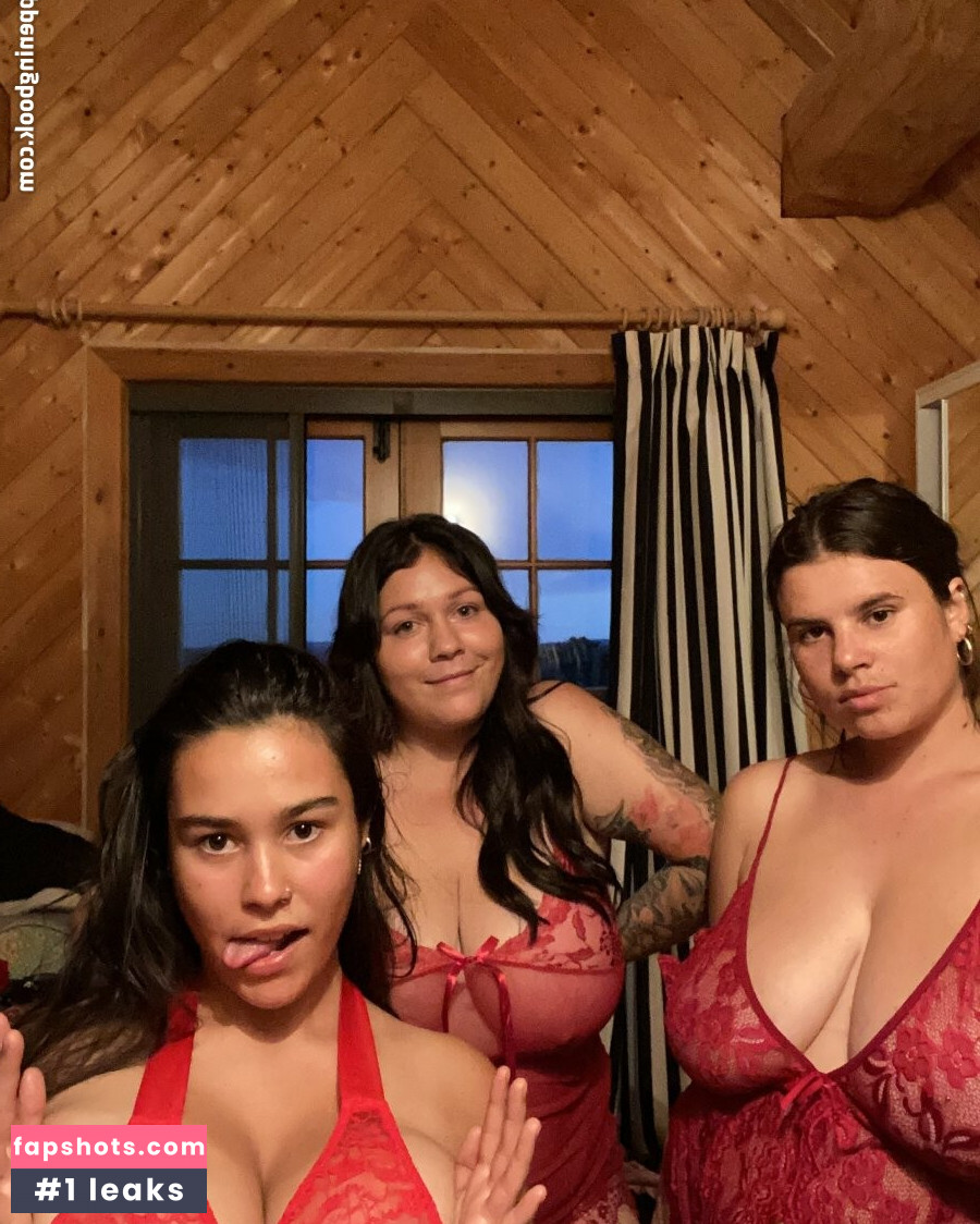 Lotti Loka gallery photo #49