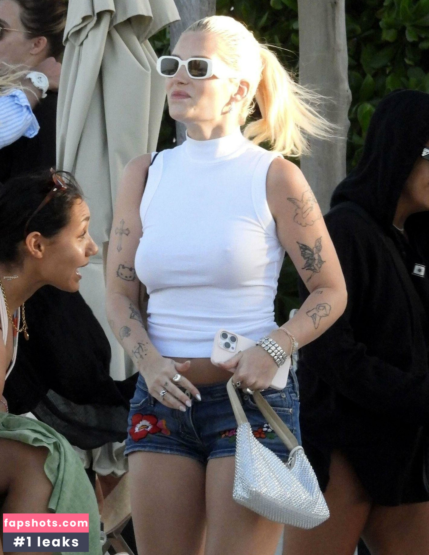 Lottie Moss gallery photo #102