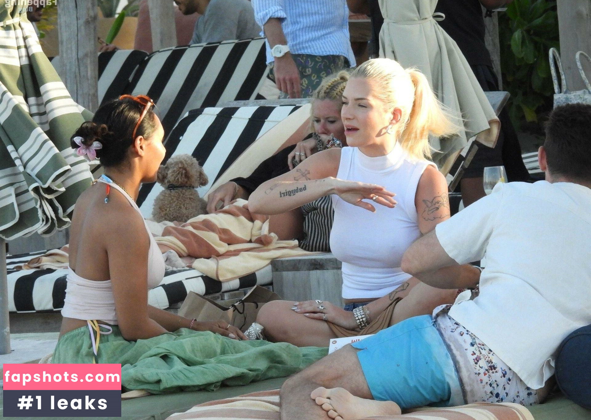 Lottie Moss gallery photo #114