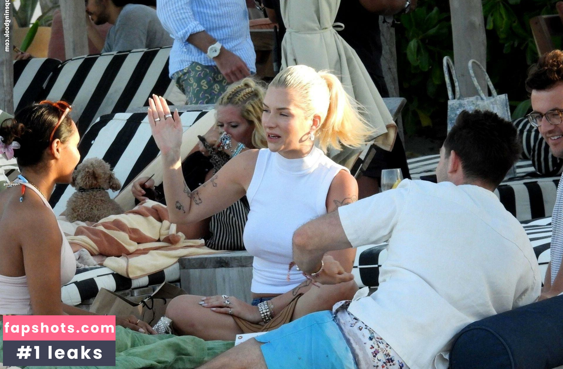 Lottie Moss gallery photo #115