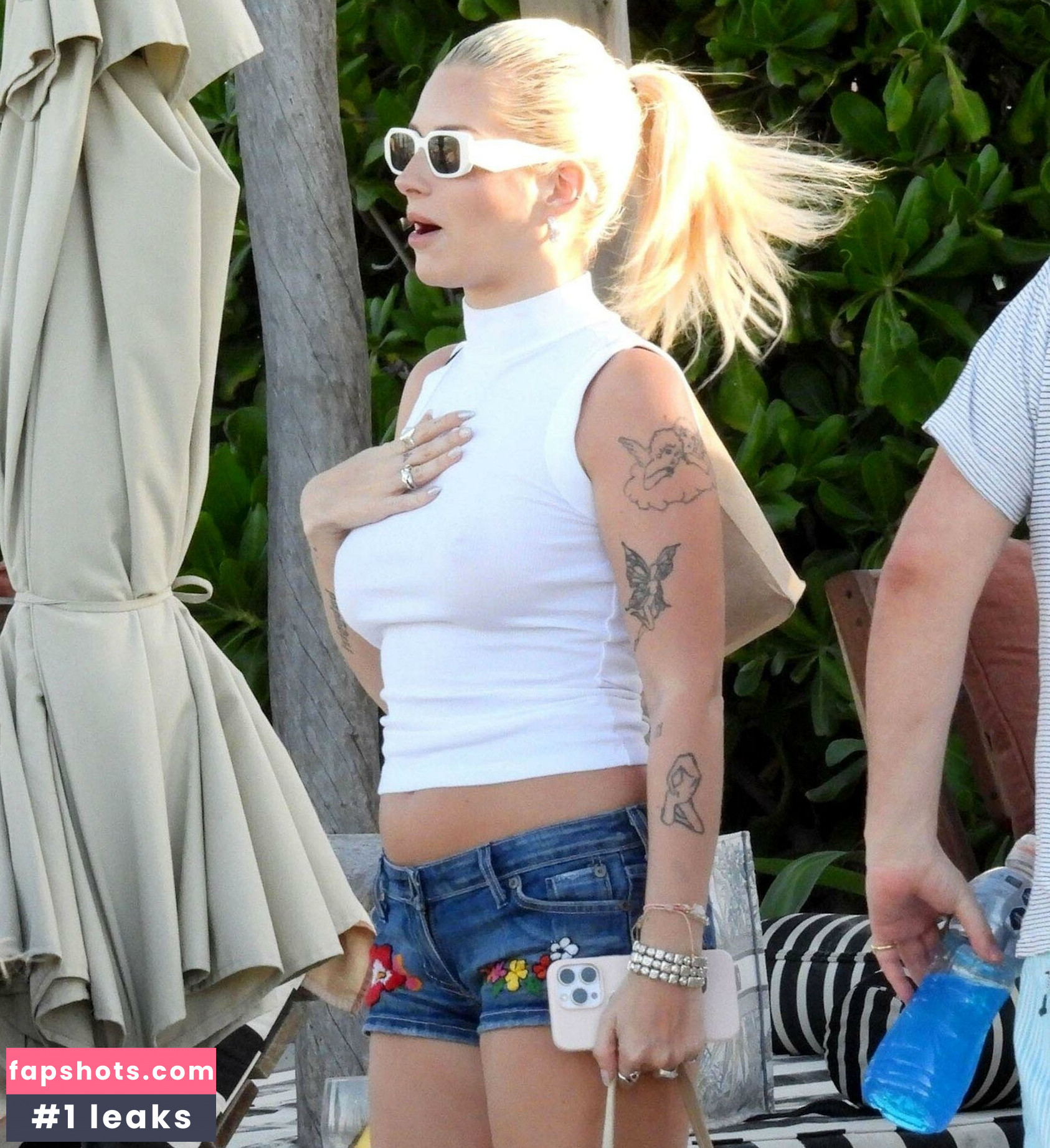 Lottie Moss gallery photo #119