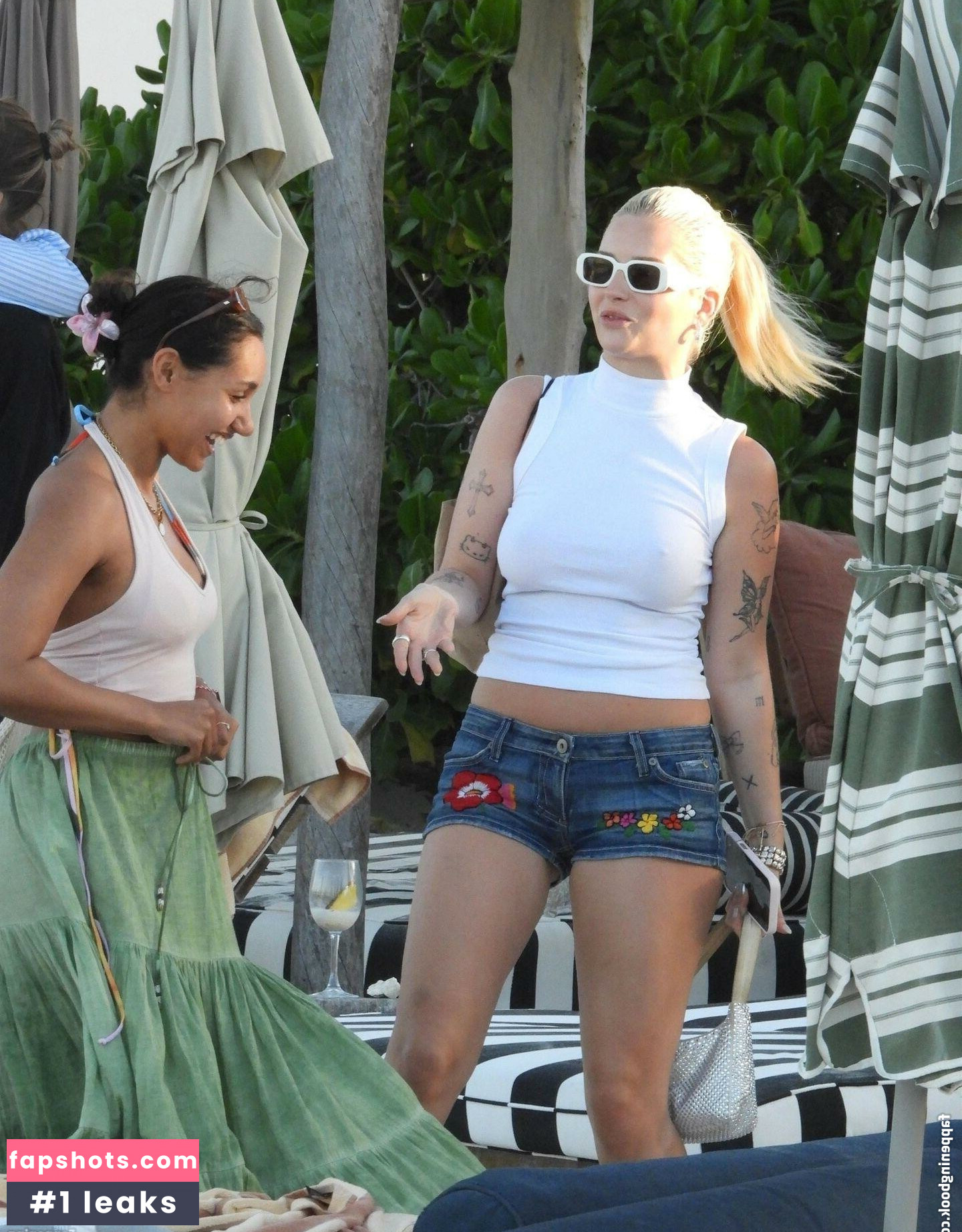 Lottie Moss gallery photo #121