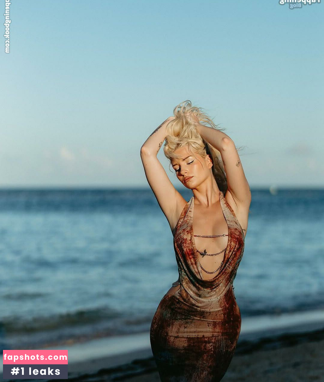 Lottie Moss gallery photo #124