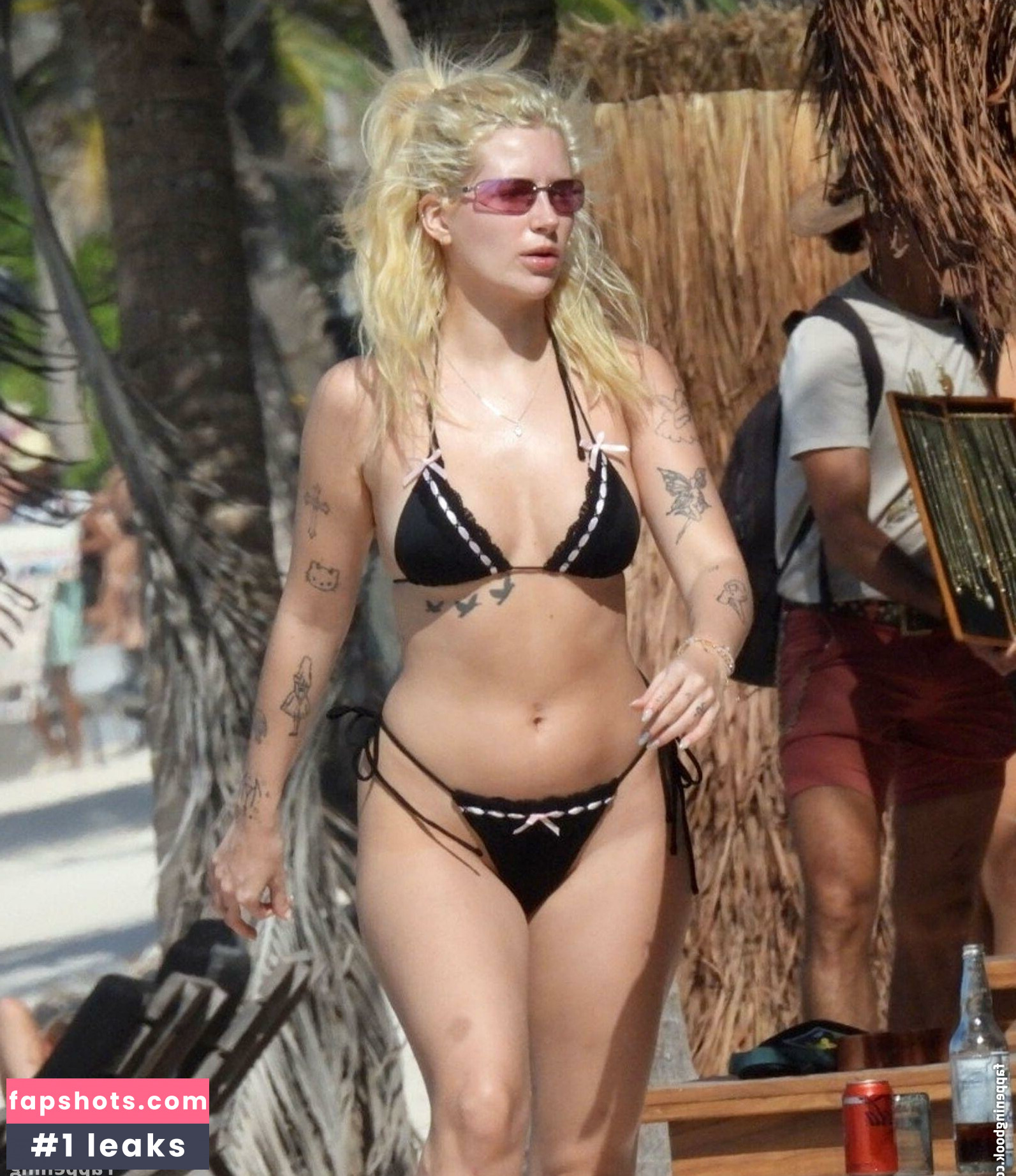 Lottie Moss gallery photo #61