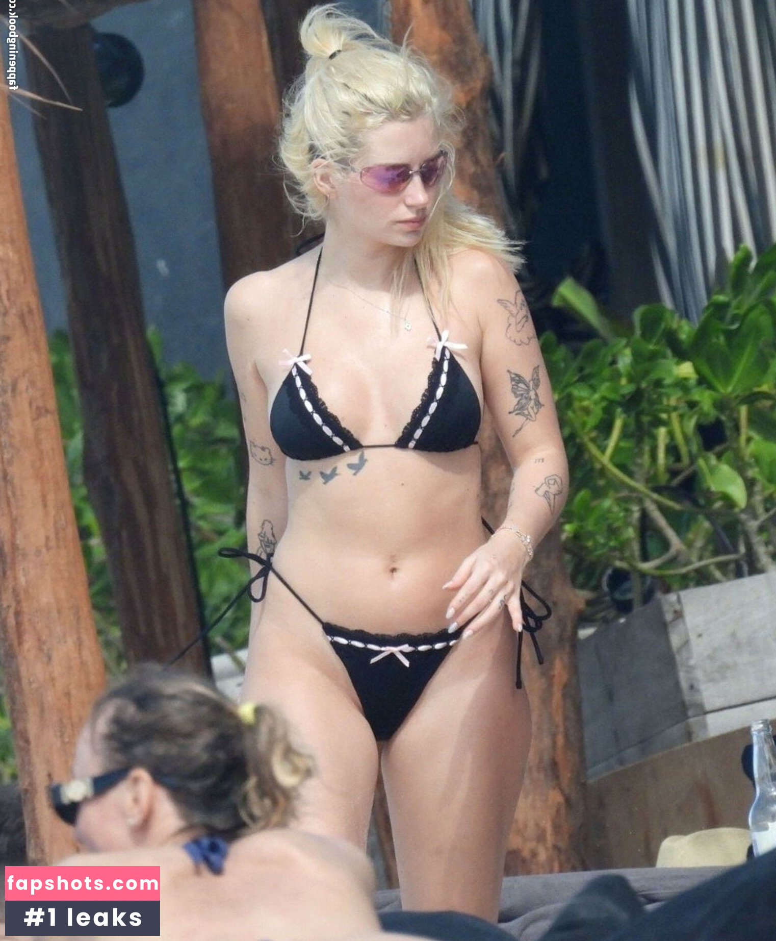 Lottie Moss gallery photo #72