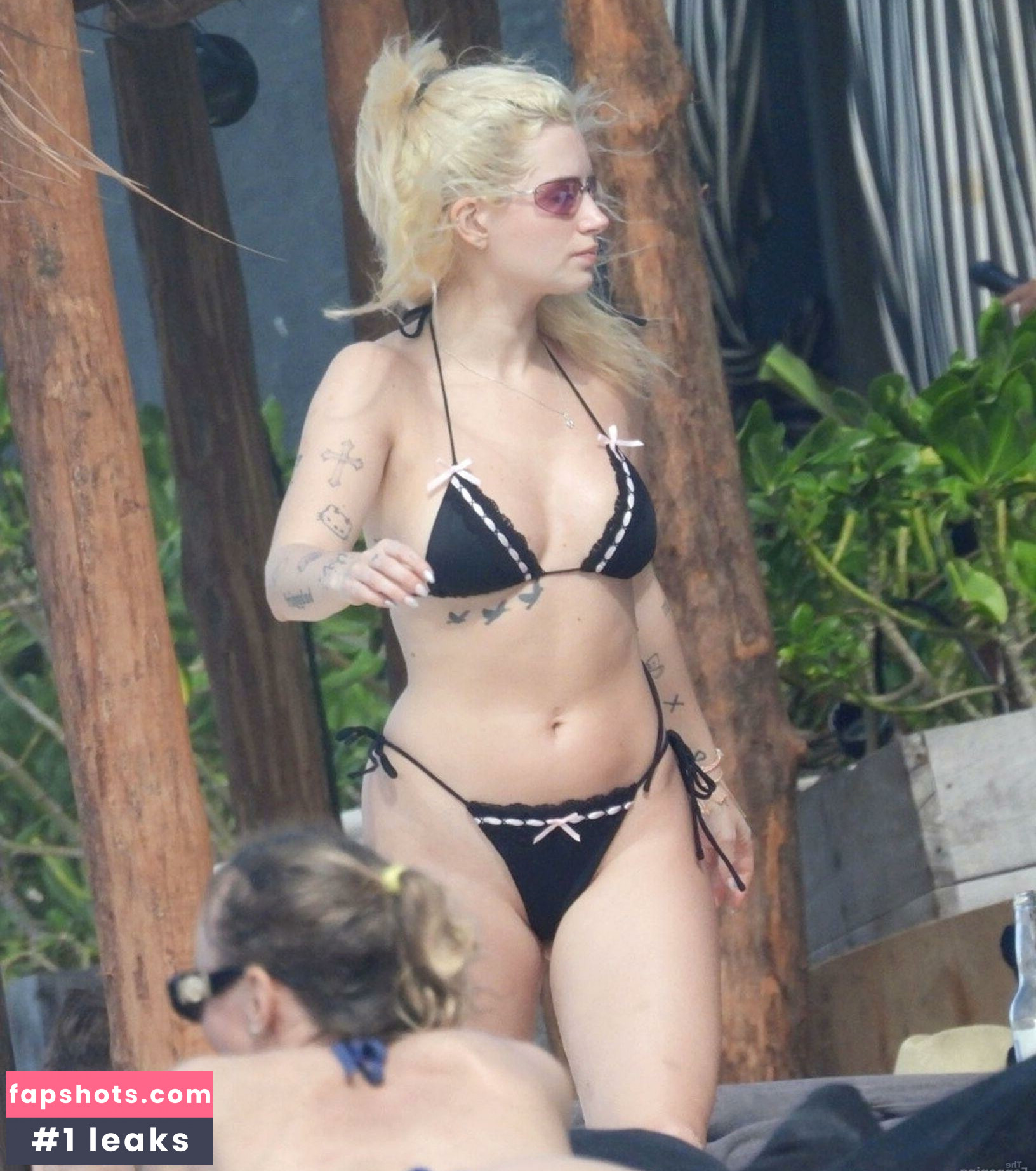 Lottie Moss gallery photo #79