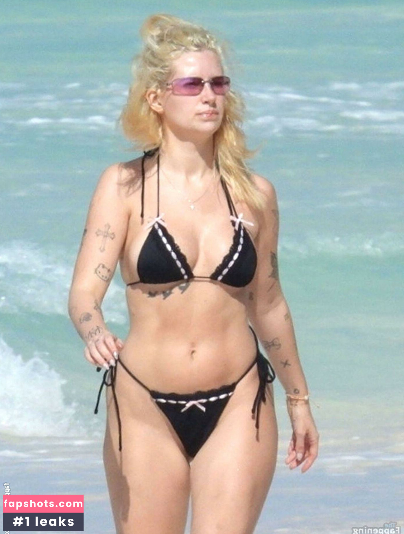 Lottie Moss gallery photo #86