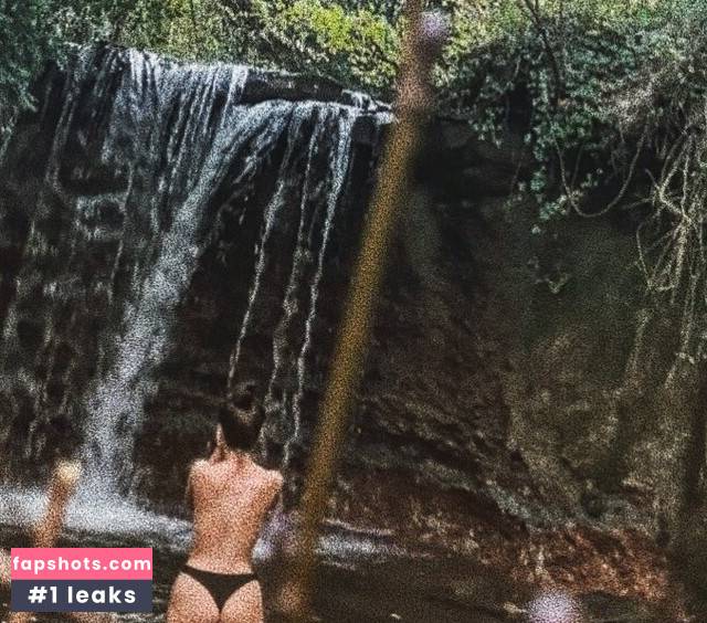 LottieLion gallery photo #21