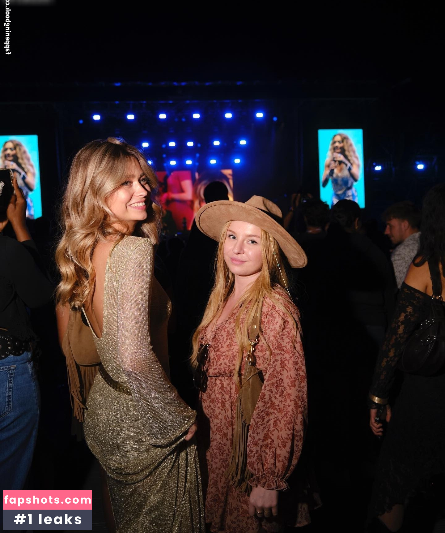 Lotty_kxa gallery photo #15