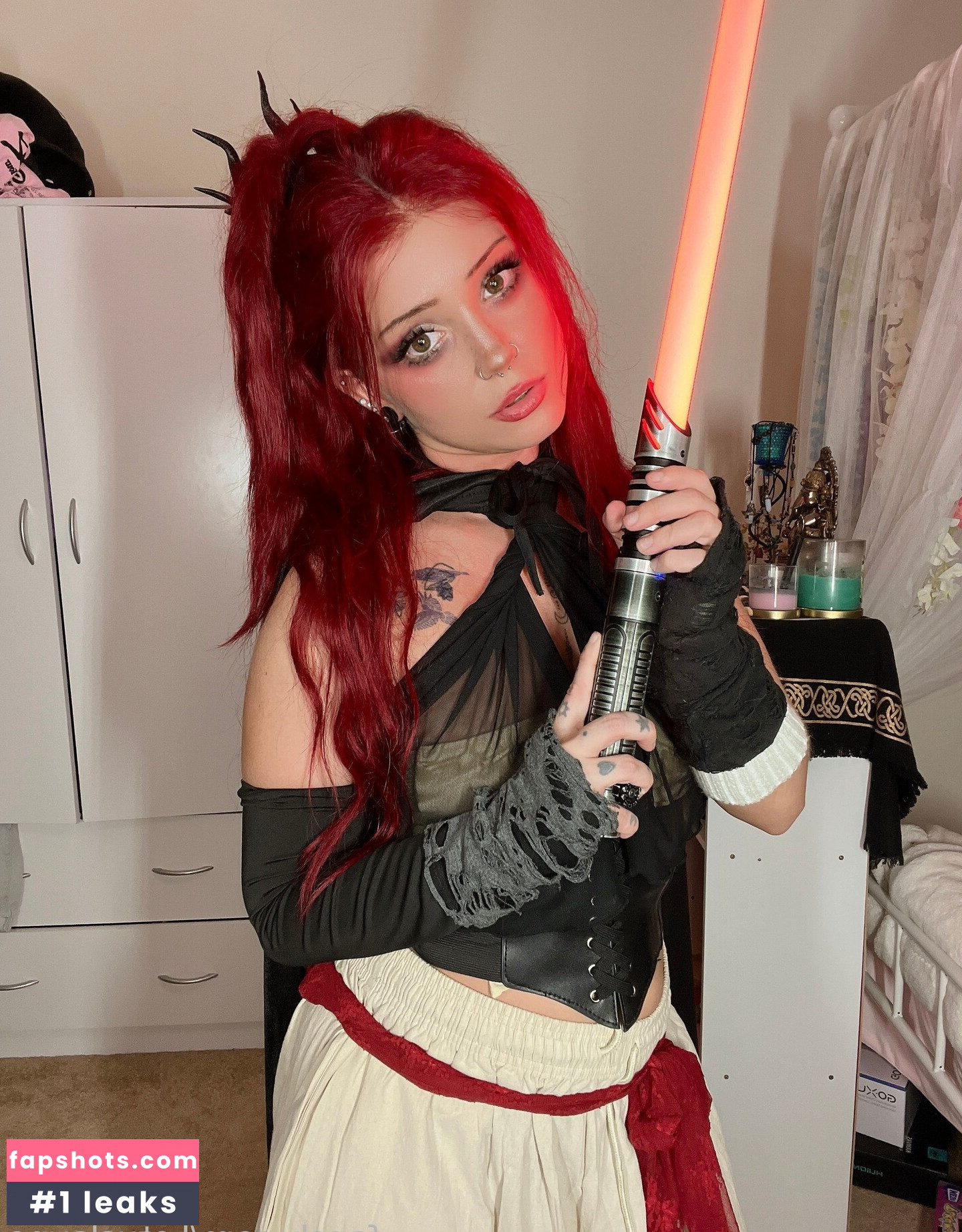 LotusJayne gallery photo #32