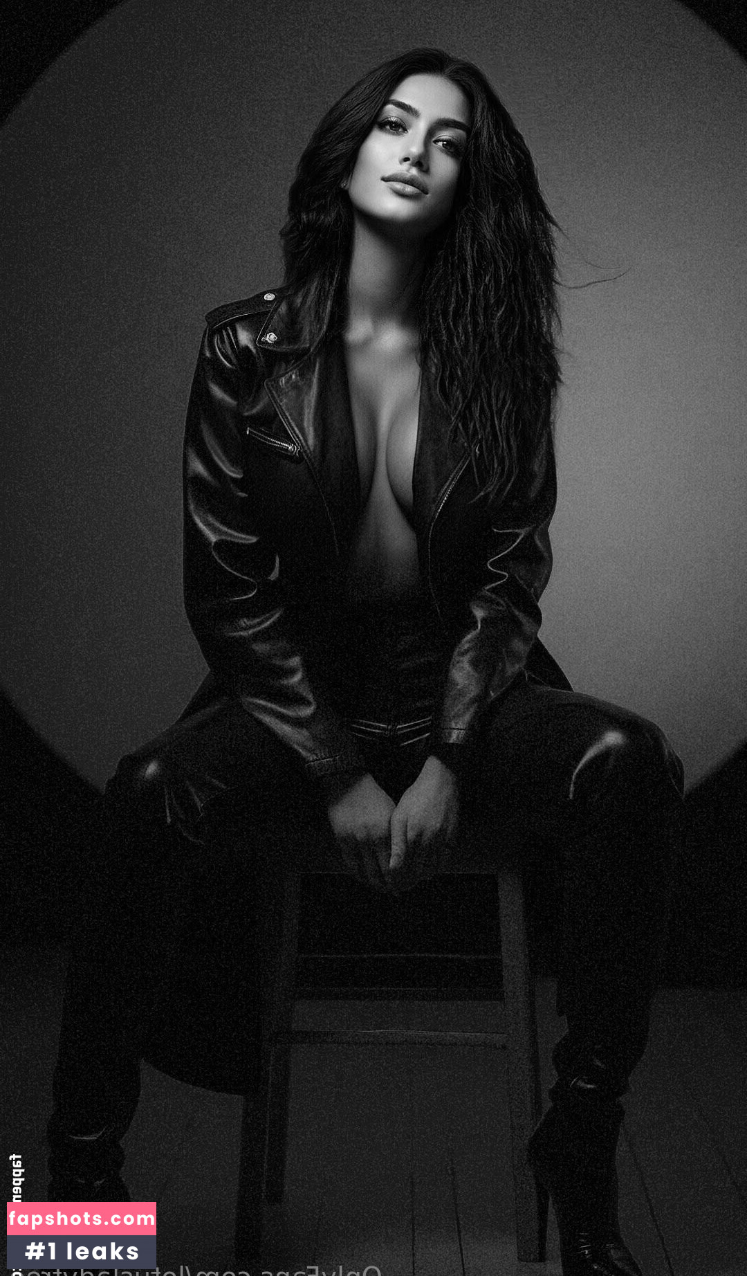 lotusladyfree Nude Leaks OnlyFans Photos #2 - LeakJerk