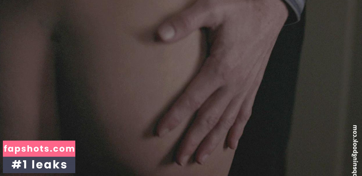 Lou Doillon nude babe gallery