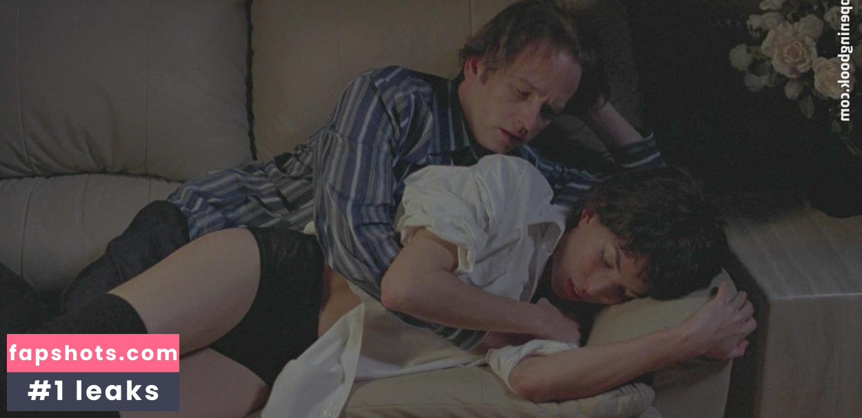 Lou Doillon Nude Leaks OnlyFans Photos #16 - LeakJerk