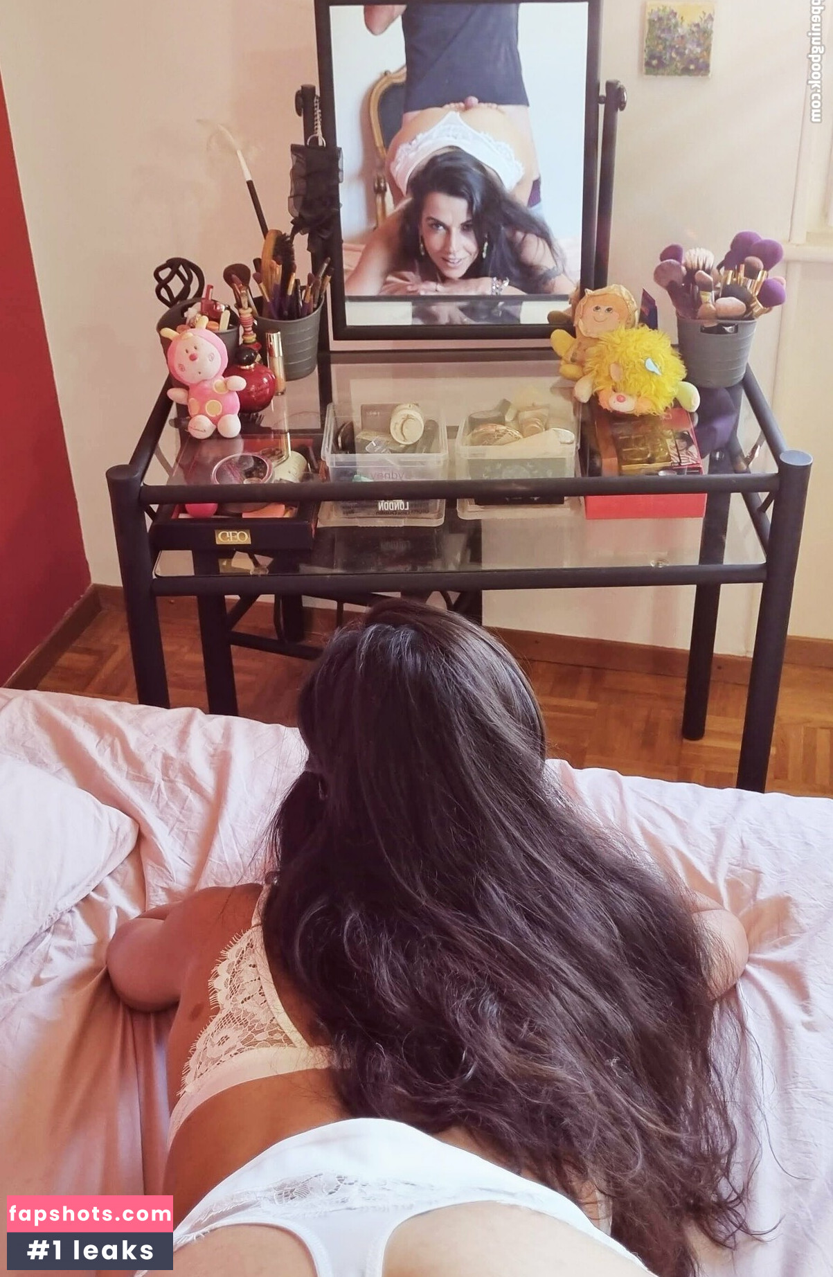 loucharmellefree gallery photo #11