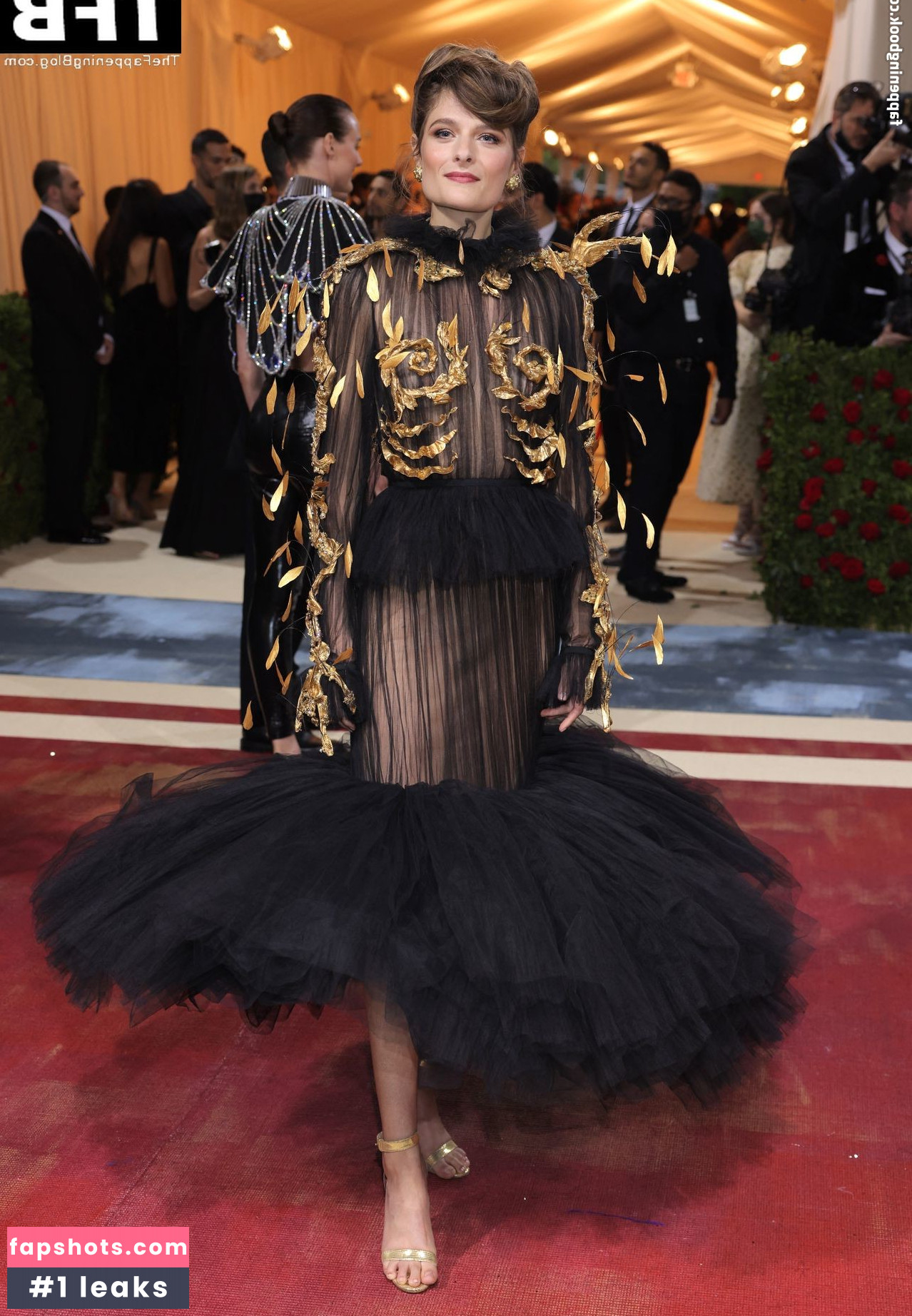 Louisa Jacobson gallery photo #13