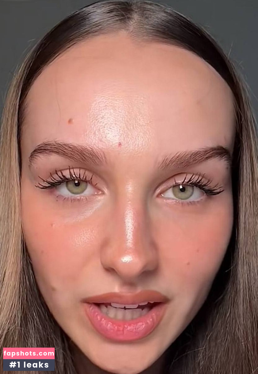 Louisa Jindaoui gallery photo #20