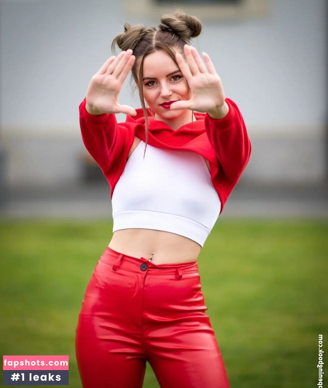 Louisa Paskert gallery photo #13