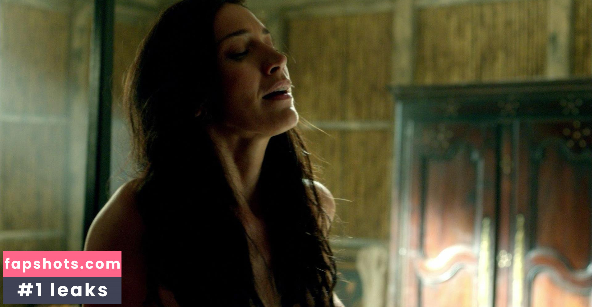 Louise Barnes gallery photo #11